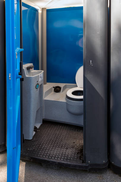 Best Porta potty delivery and setup  in Coldwater, MI